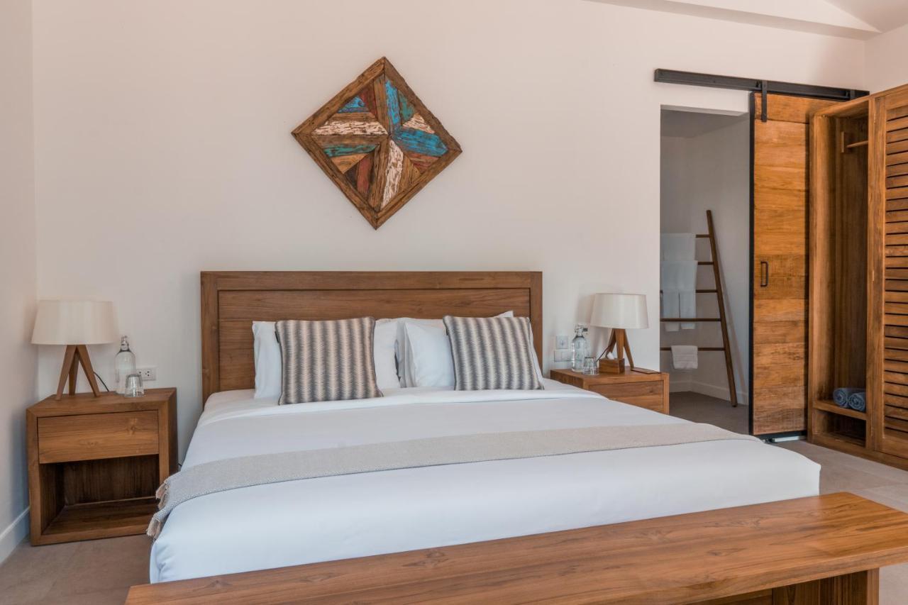 The Mooring Resort Panwa Beach Esterno foto