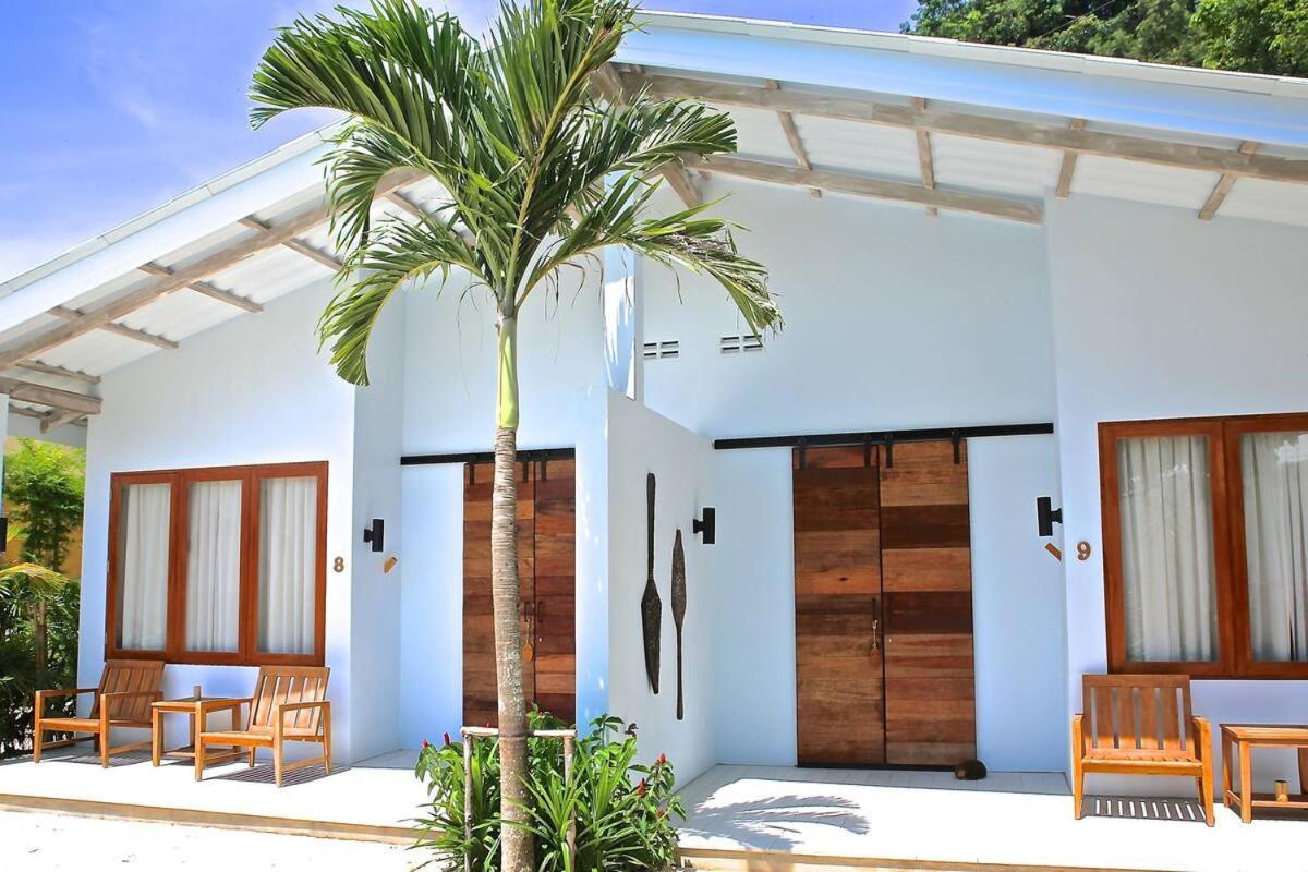 The Mooring Resort Panwa Beach Esterno foto
