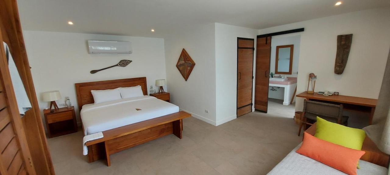 The Mooring Resort Panwa Beach Esterno foto