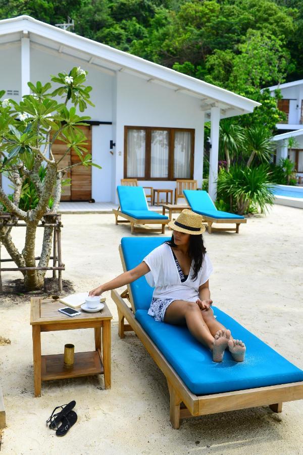 The Mooring Resort Panwa Beach Esterno foto